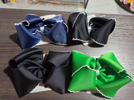 Solid Bow w/ Stitching