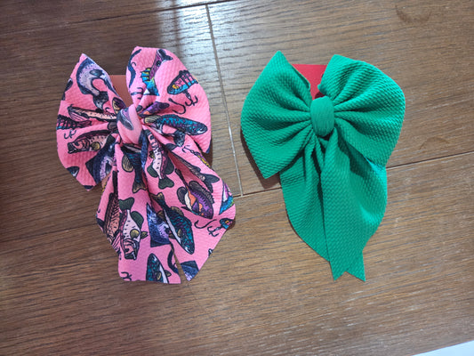 Clip Bow