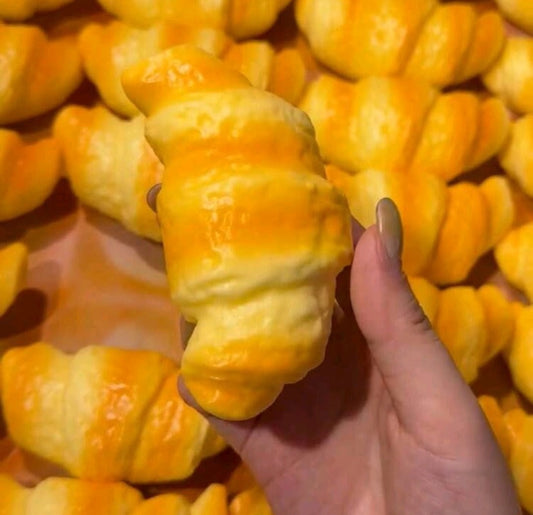 Croissant Squishy