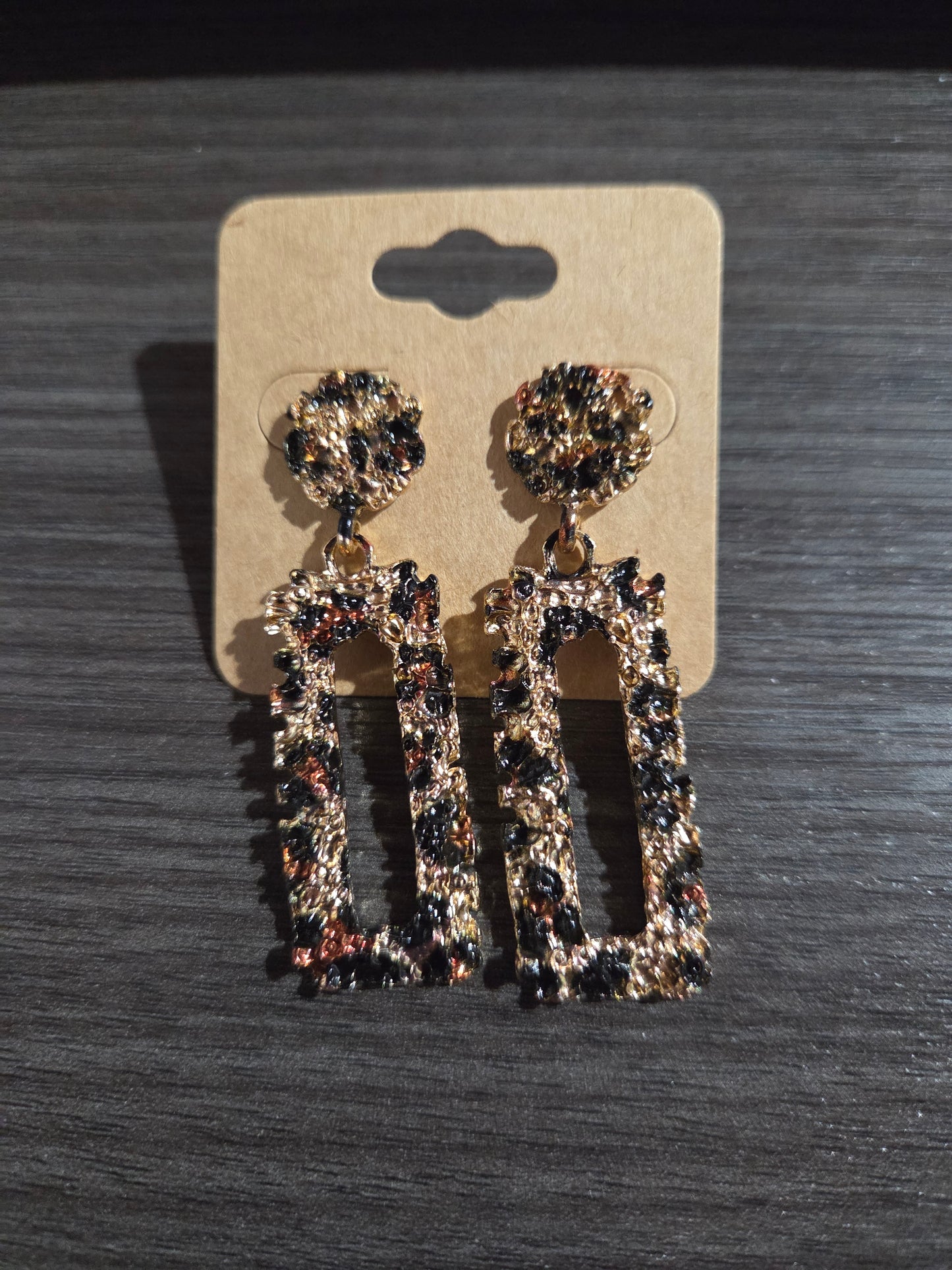 Leopard Rectangle Drop