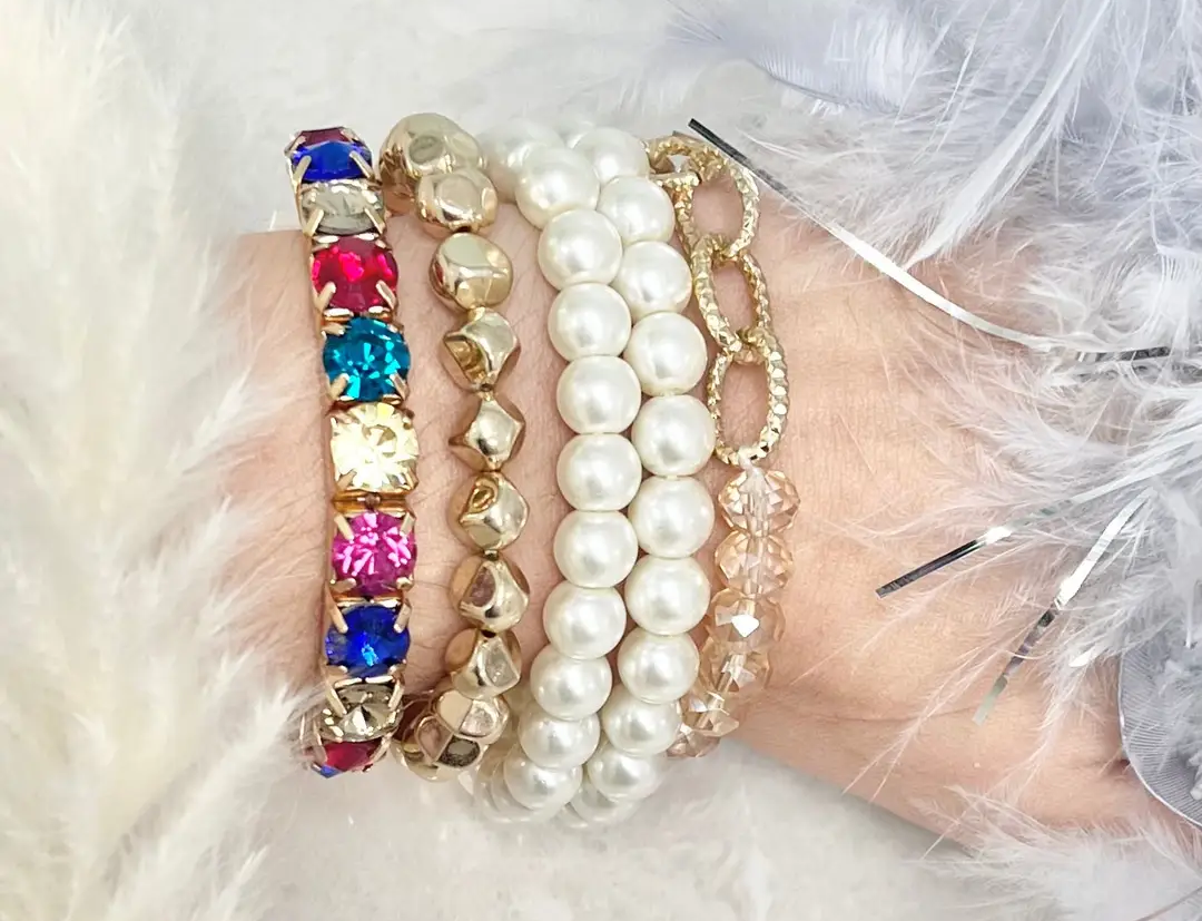 Pearl & Gemstone Set