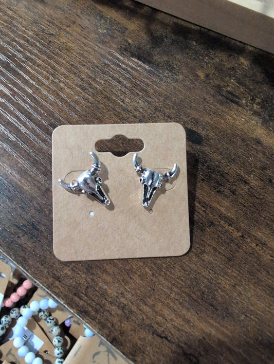 Bull Skull Stud