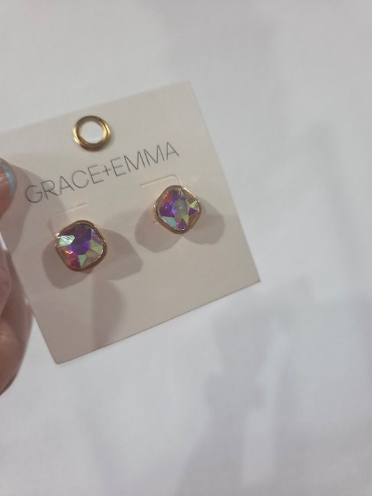 Iridescent Stud