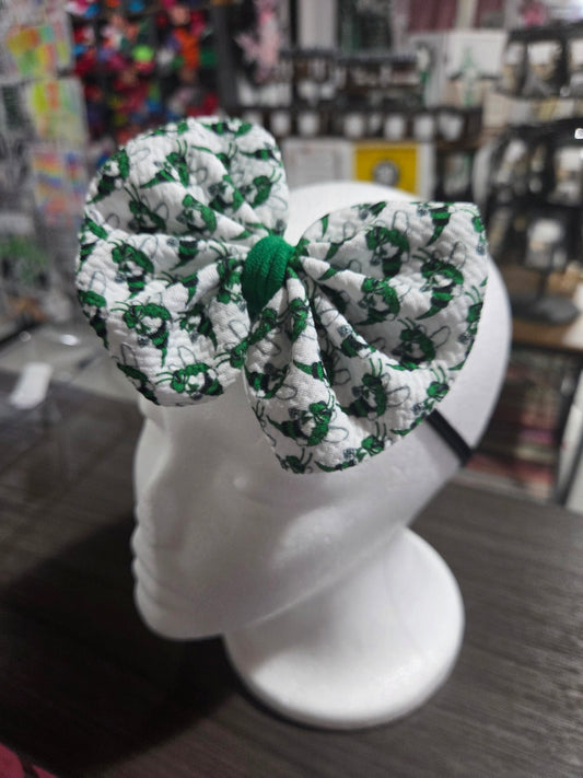 Buzzy Nylon Bow