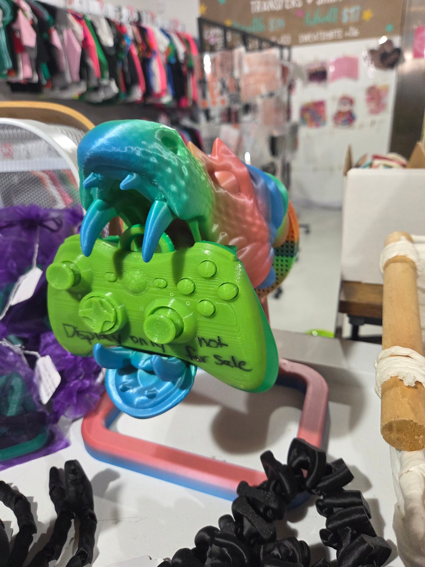 Dragon Head w/ Stand