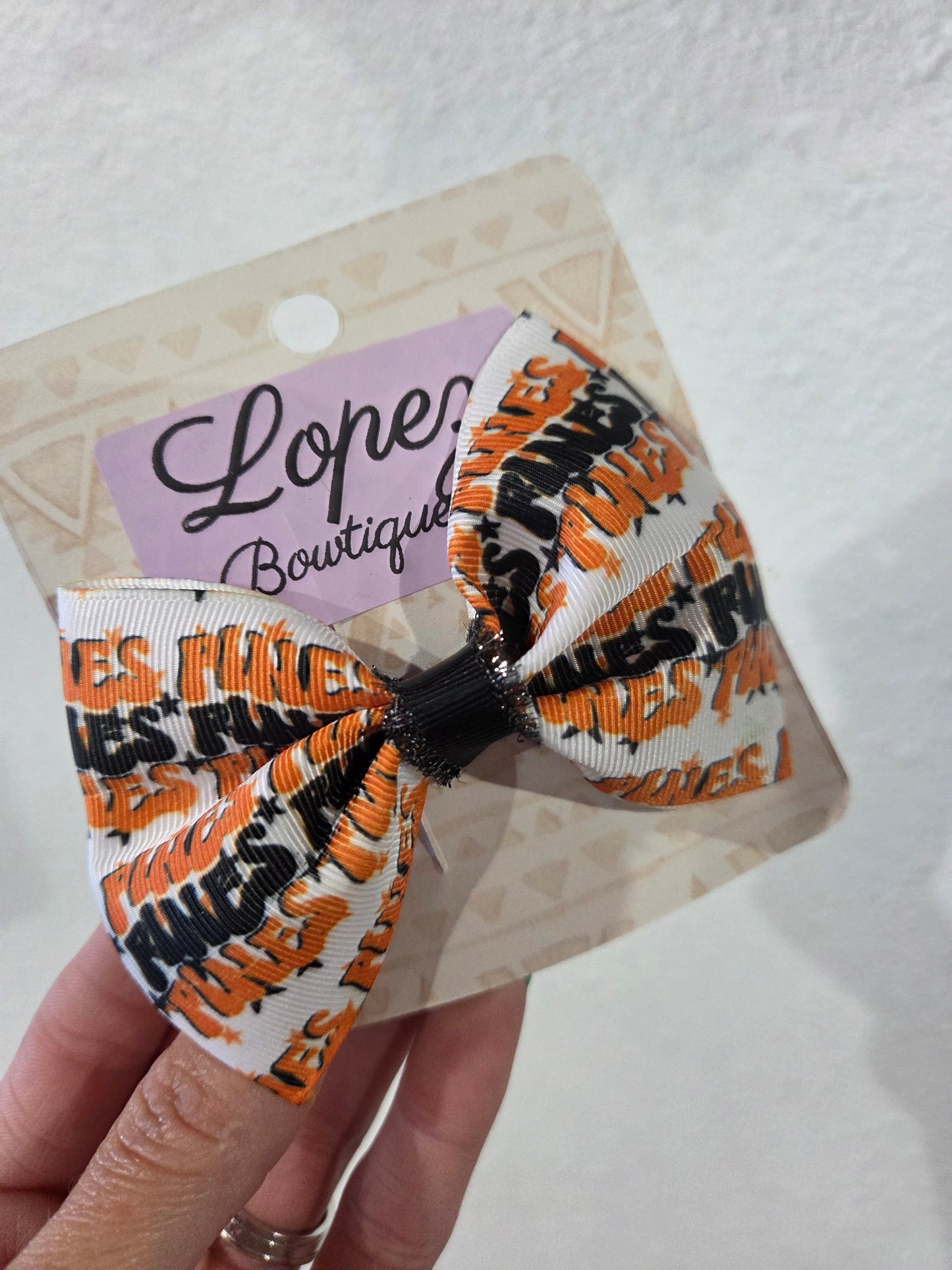 Pines Piggie Bows