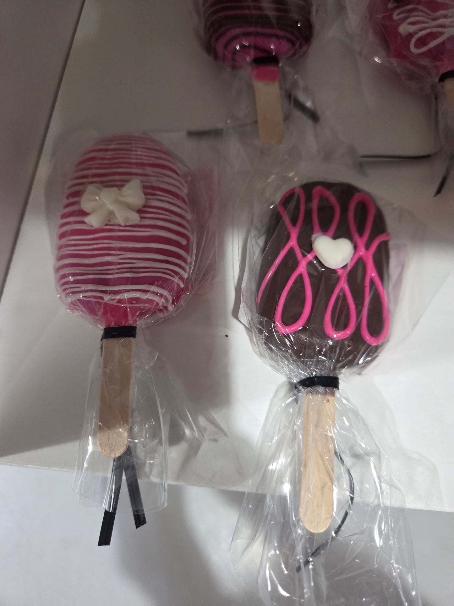 Cakesicles
