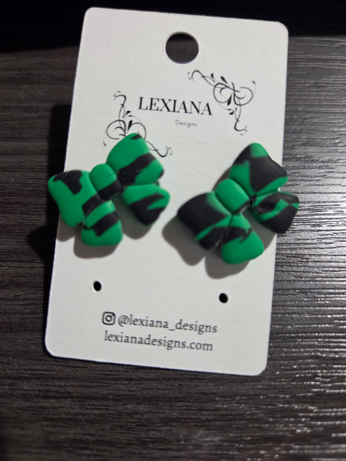 Green/Blk Bow