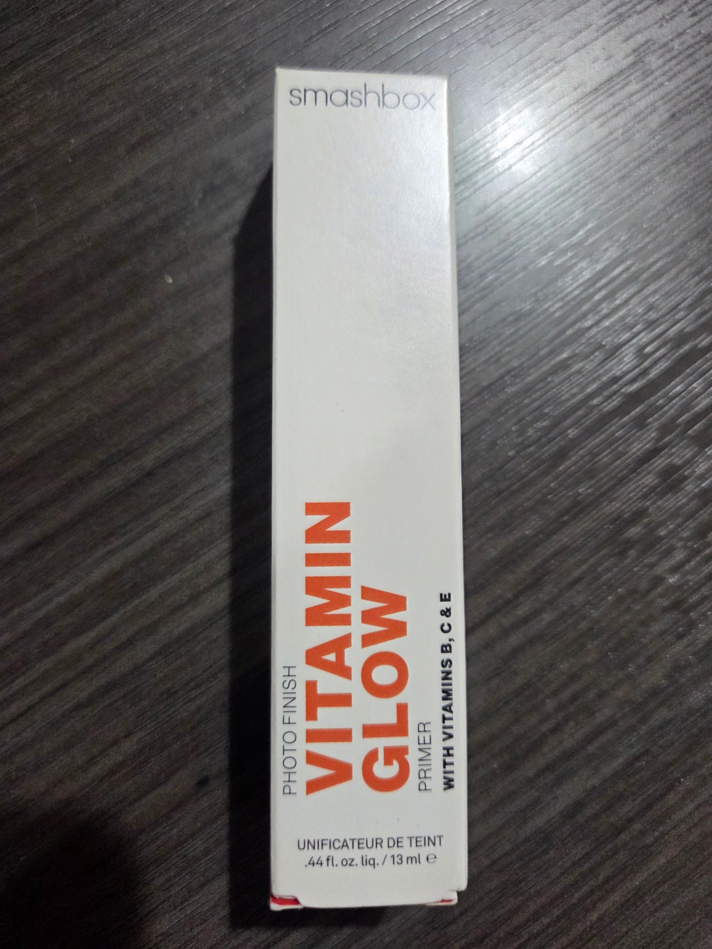 Smashbox- Vitamin Glow Primer