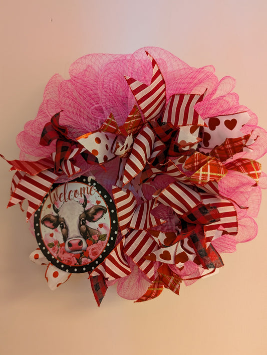 Welcome Red/Pink Cow Wreath