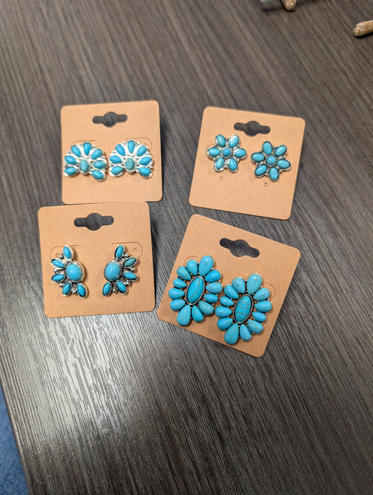 Turquoise Stud - Med