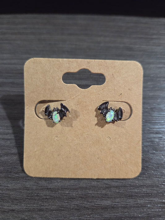 Small Bat Stud