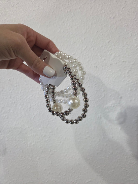Silver/Pearl Bracelet Set